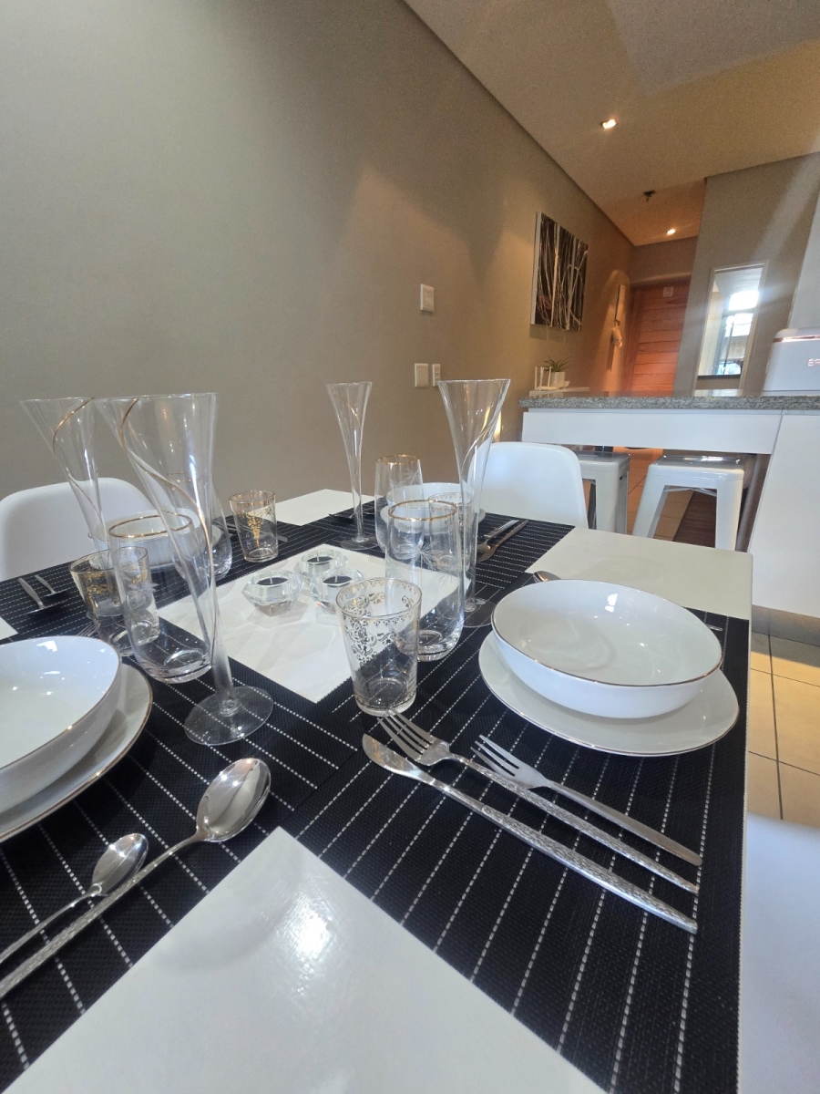 To Let 1 Bedroom Property for Rent in De Waterkant Western Cape